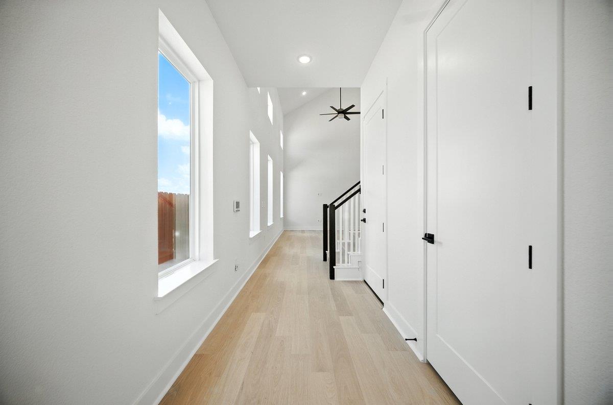 12105 Cearley Dr, Austin, TX 78758