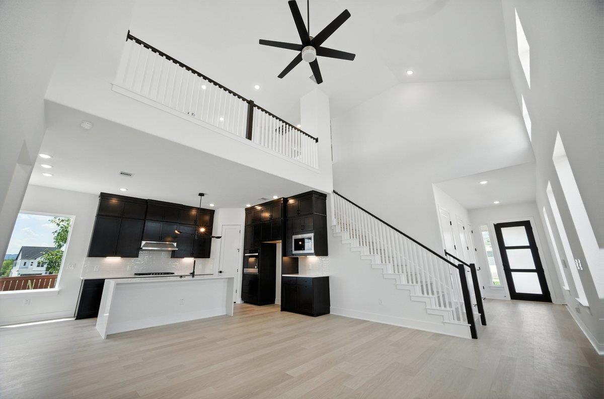 12105 Cearley Dr, Austin, TX 78758