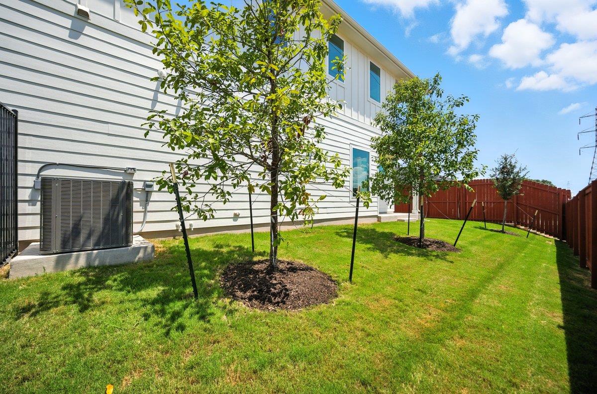 12105 Cearley Dr, Austin, TX 78758