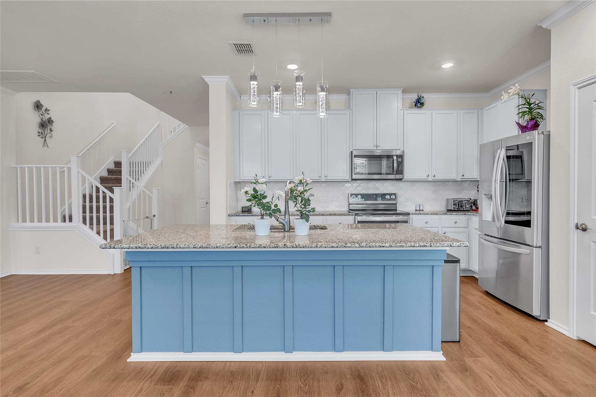 713 Priscilla Ct, Leander, TX 78641