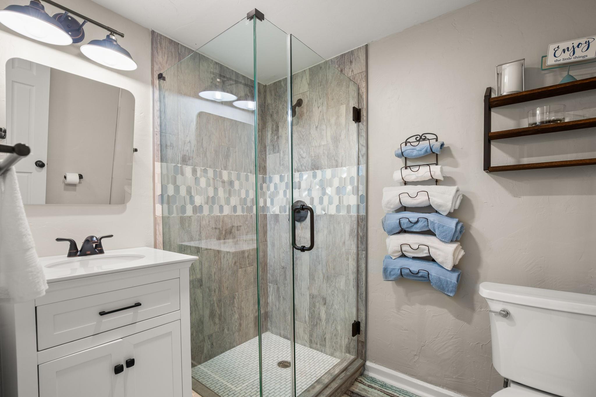 1555 County Road 256, Liberty Hill, TX 78642