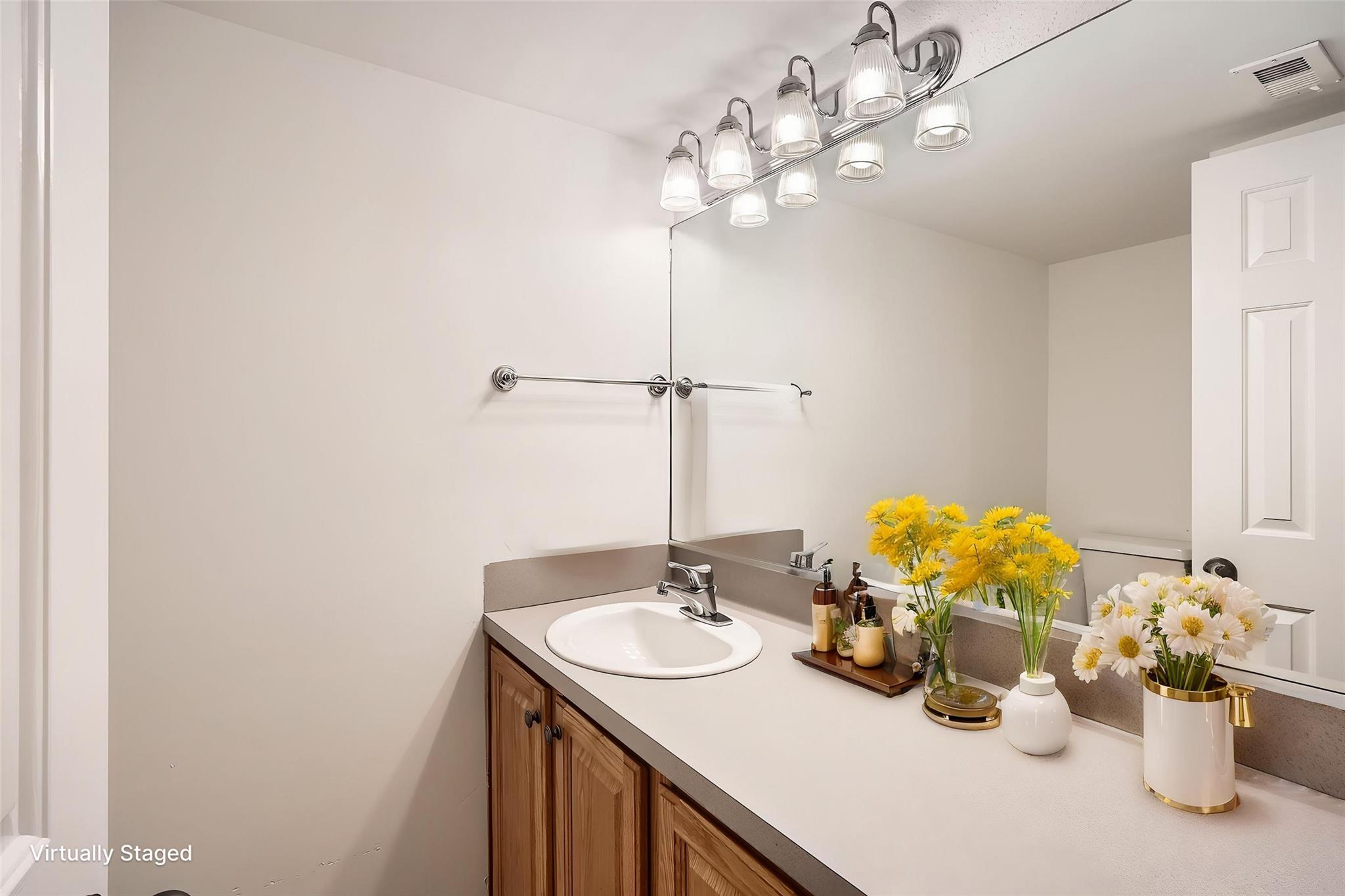 6609 Valleyside Rd, Austin, TX 78731