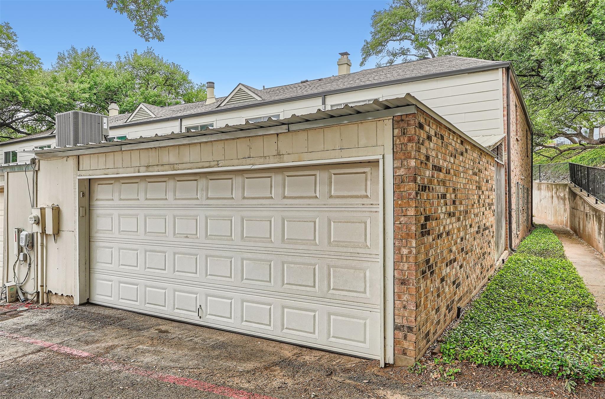 6609 Valleyside Rd, Austin, TX 78731