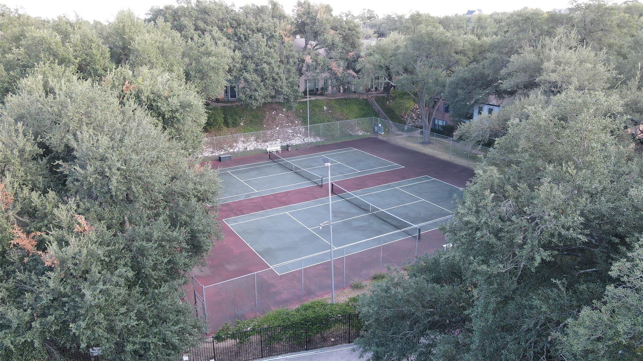 6609 Valleyside Rd, Austin, TX 78731