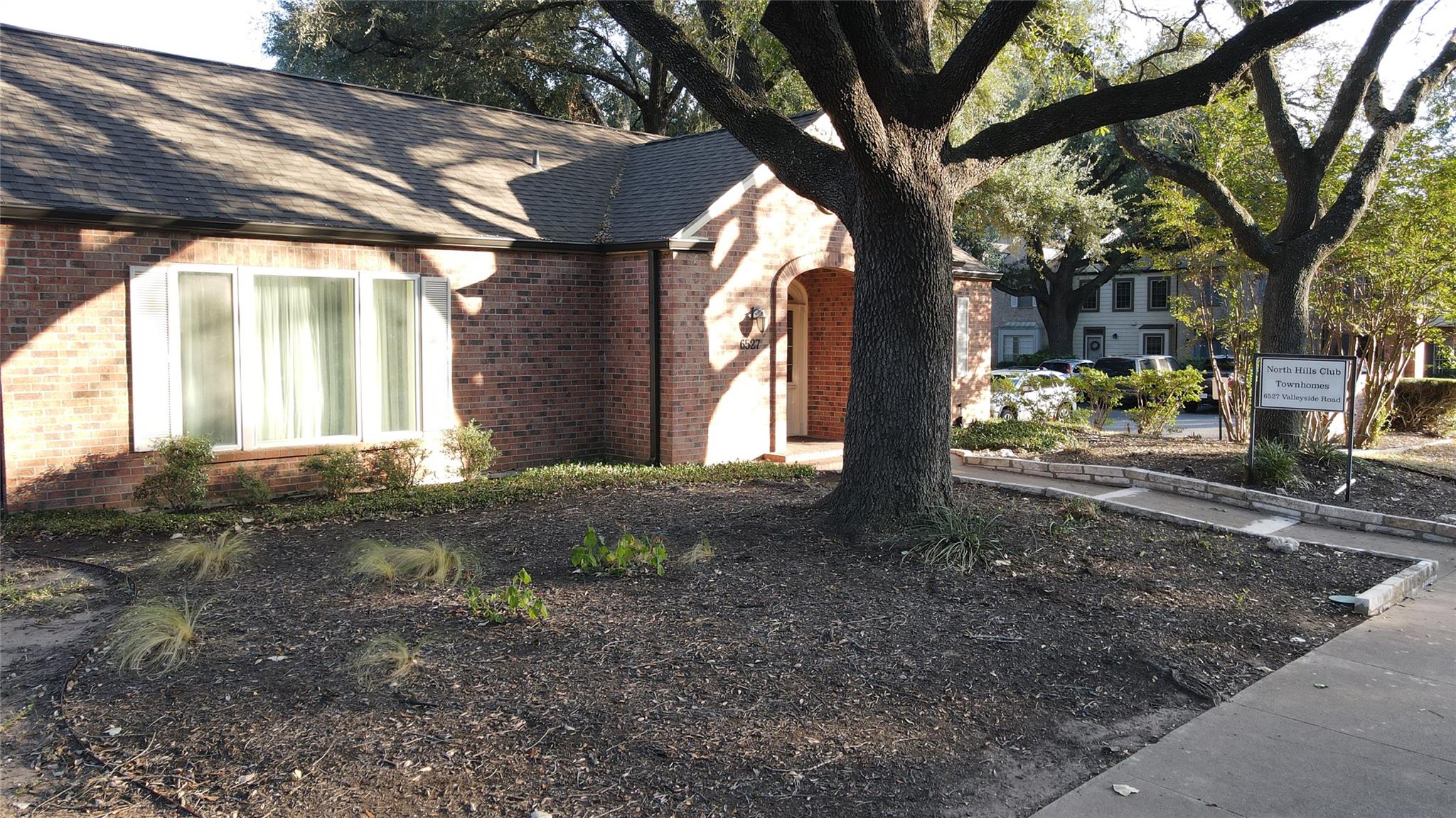 6609 Valleyside Rd, Austin, TX 78731