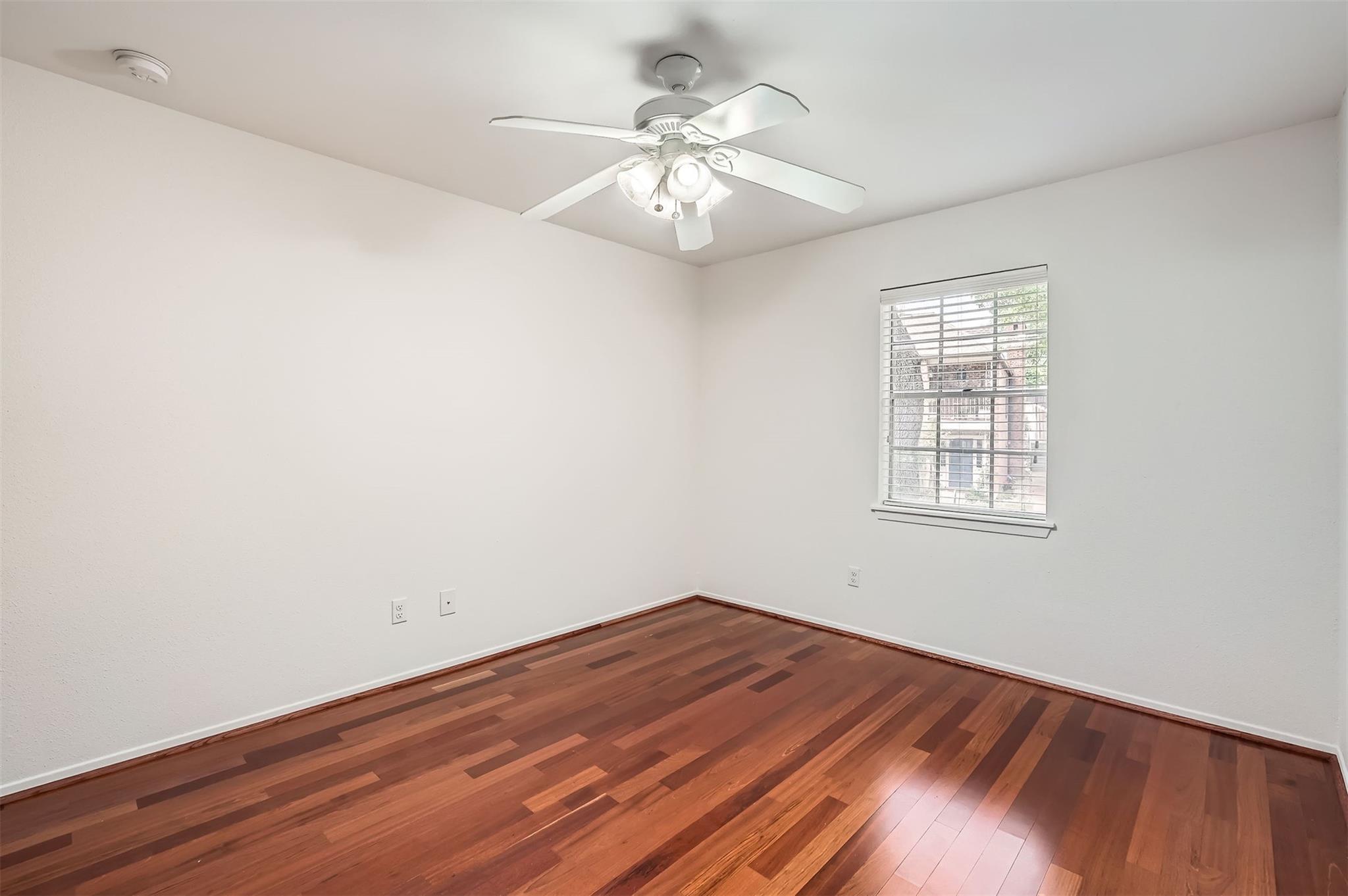 6609 Valleyside Rd, Austin, TX 78731