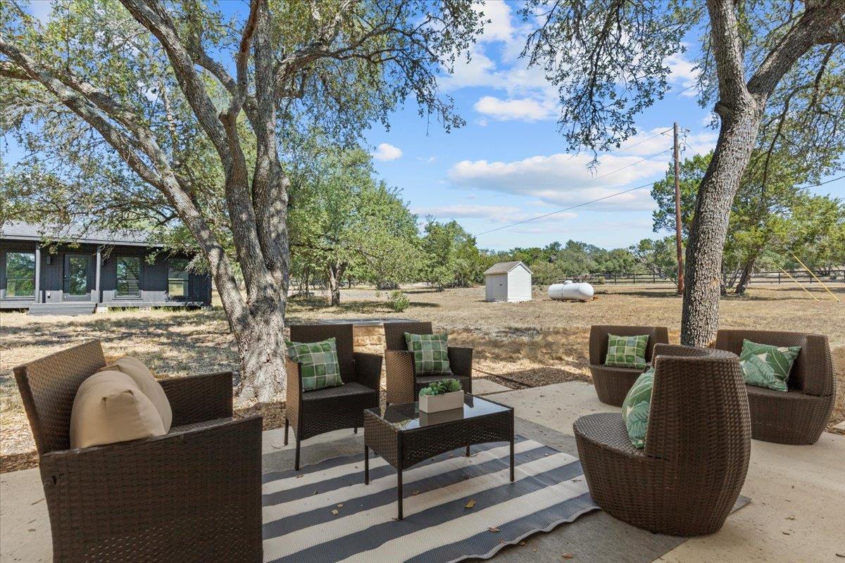 310 Saddle Blanket Dr, Dripping Springs, TX 78620