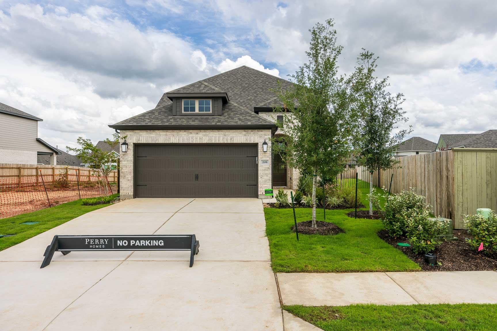 208 Menlo Bnd, Liberty Hill, TX 78642