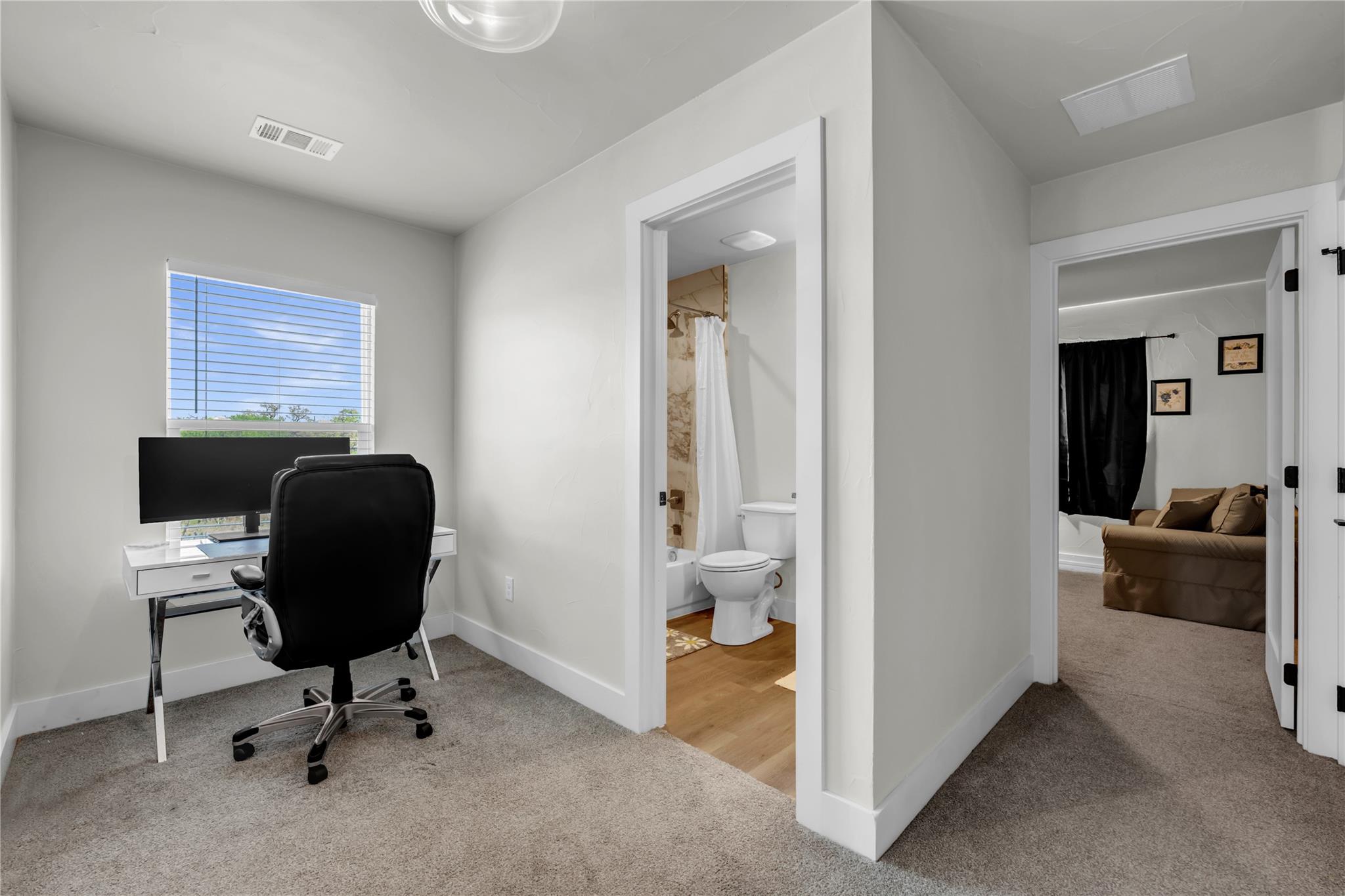 230 Rosehill Dr, Granite Shoals, TX 78654