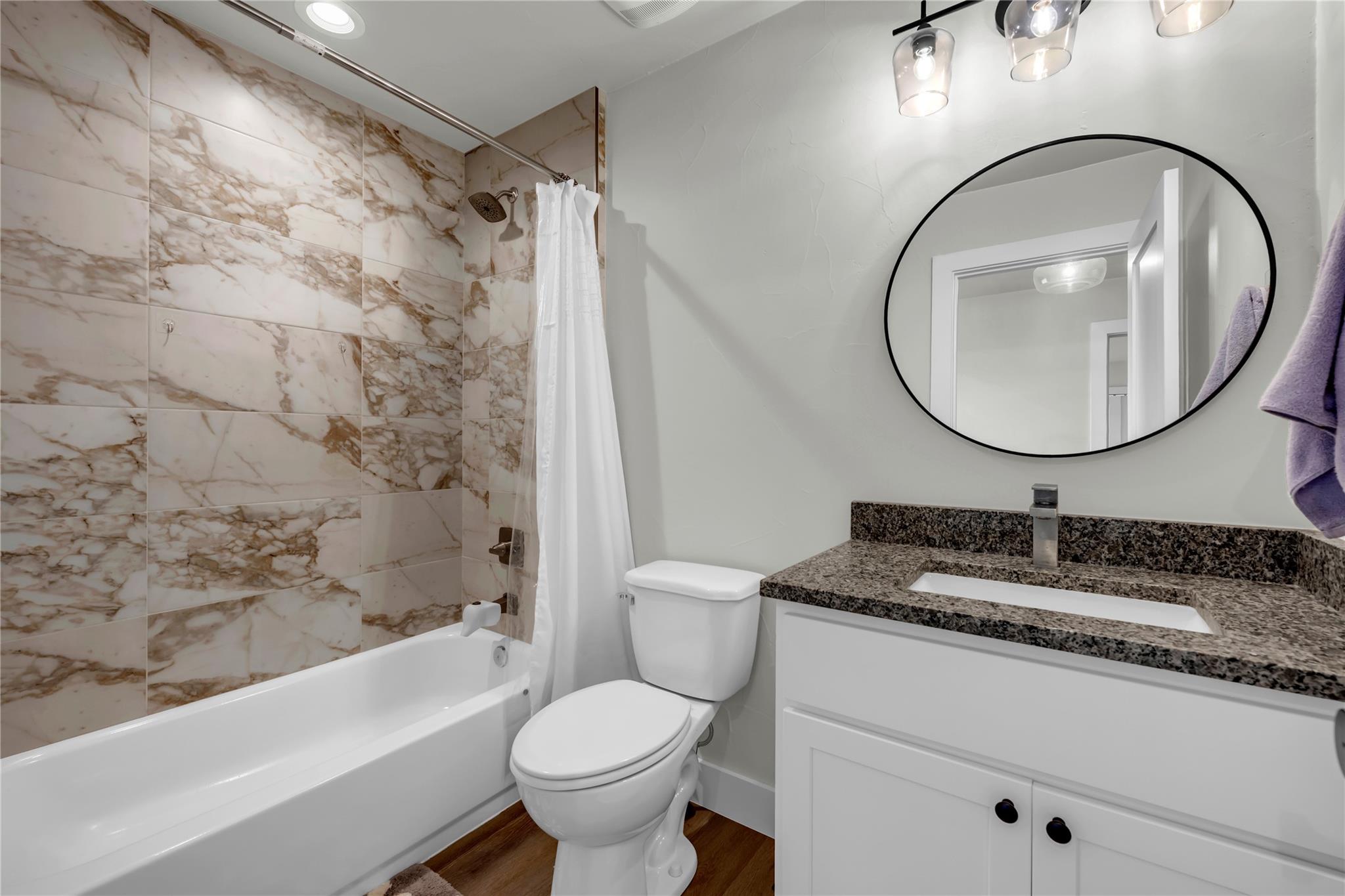 230 Rosehill Dr, Granite Shoals, TX 78654