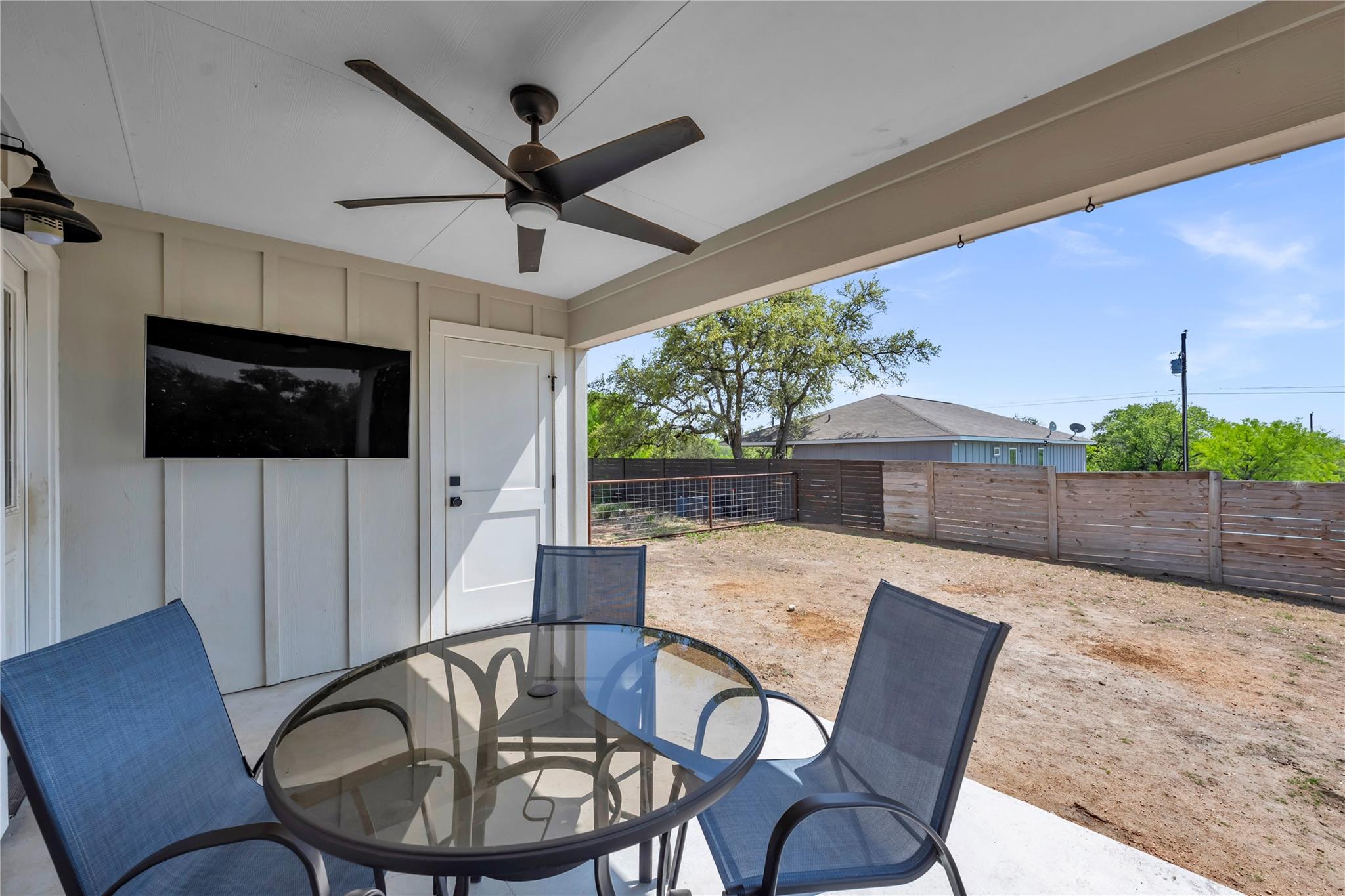 230 Rosehill Dr, Granite Shoals, TX 78654