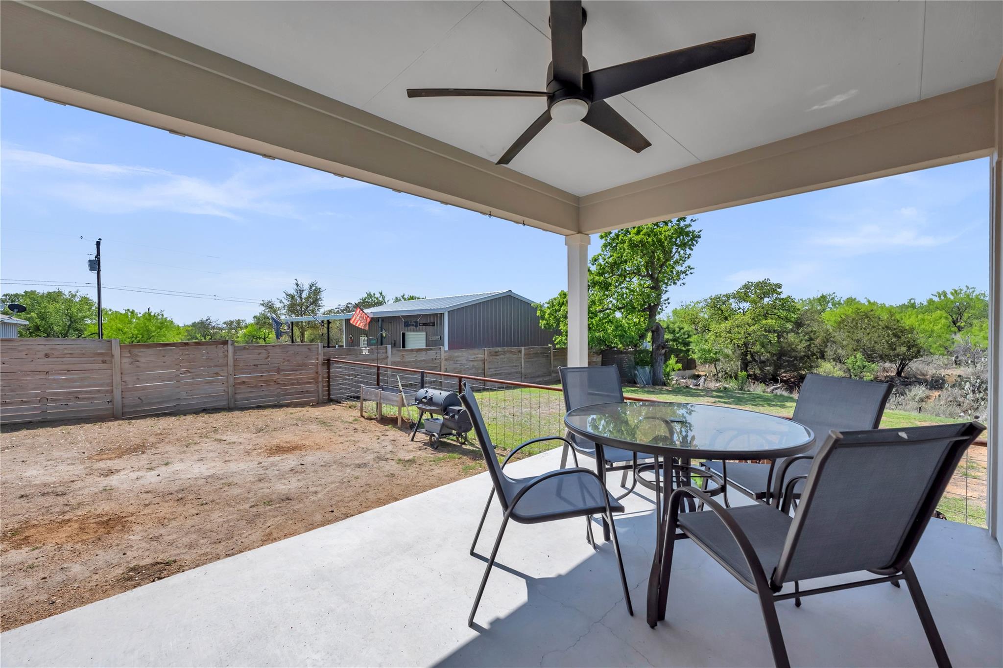 230 Rosehill Dr, Granite Shoals, TX 78654