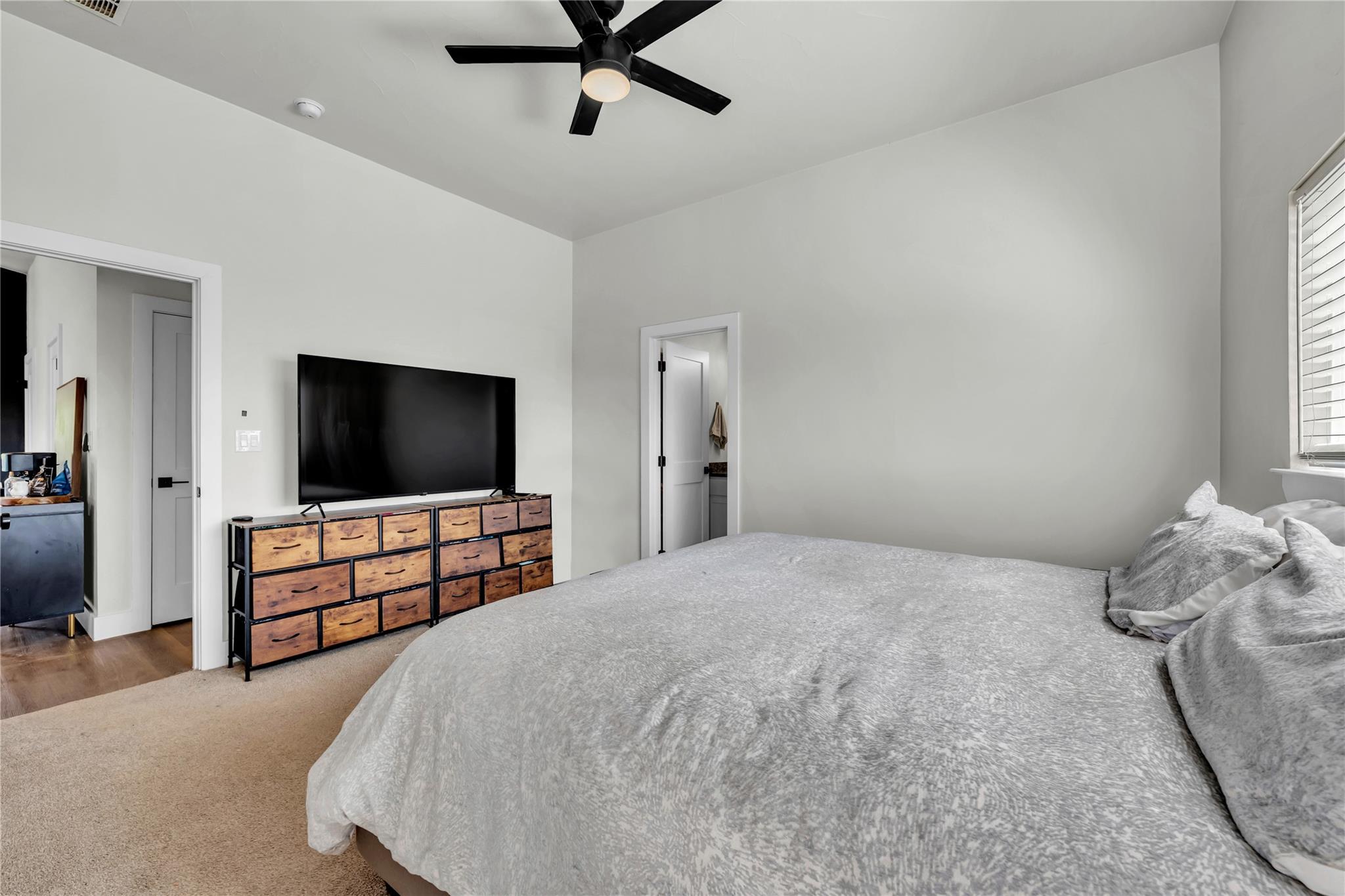 230 Rosehill Dr, Granite Shoals, TX 78654