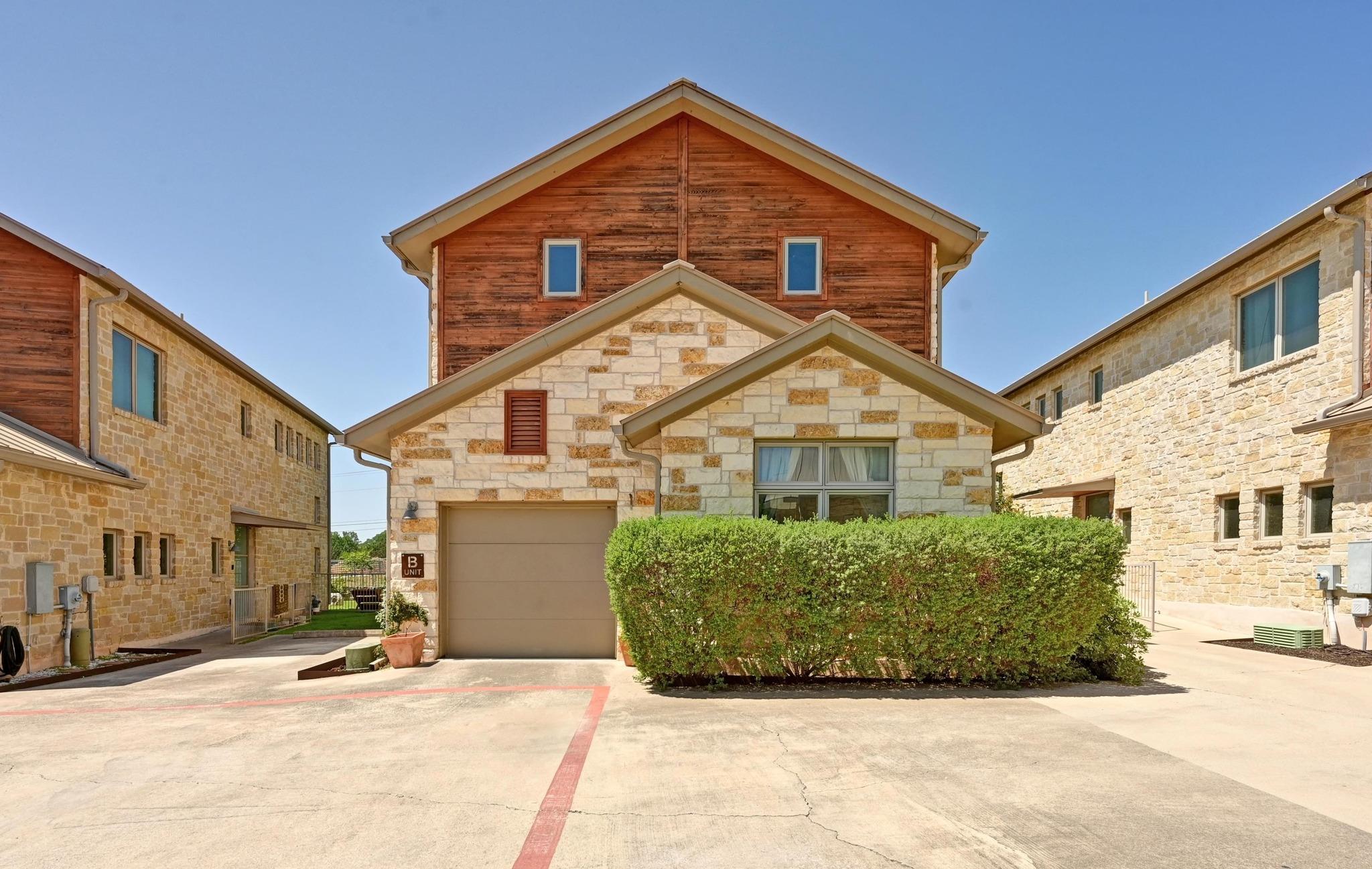 592 Fm 967 # B, Buda, TX 78610