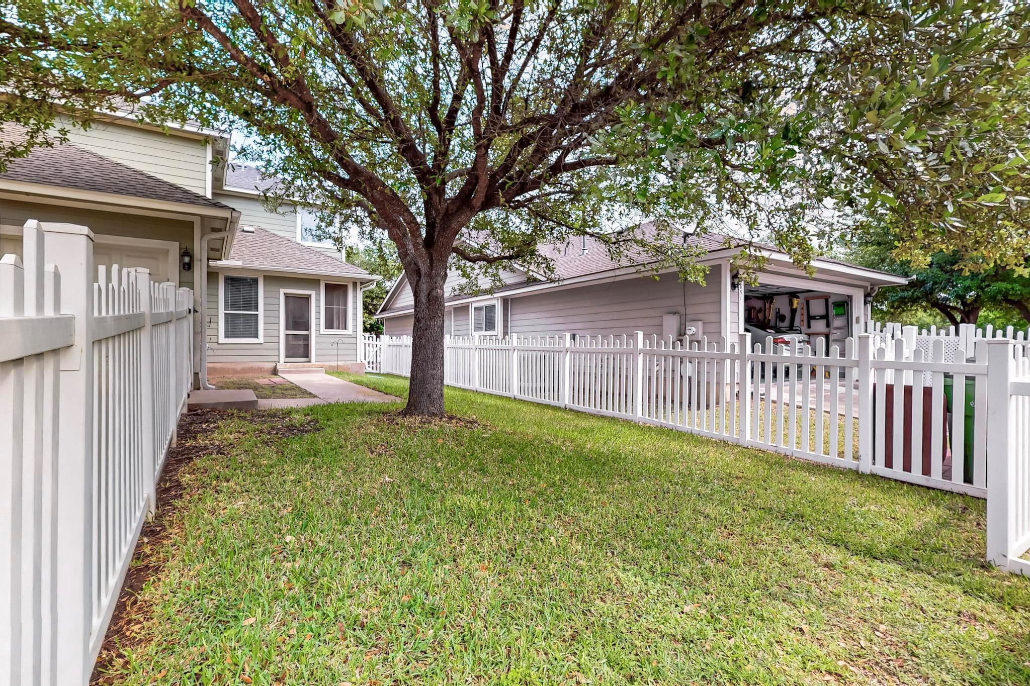 1855 Thompson Trl, Round Rock, TX 78664