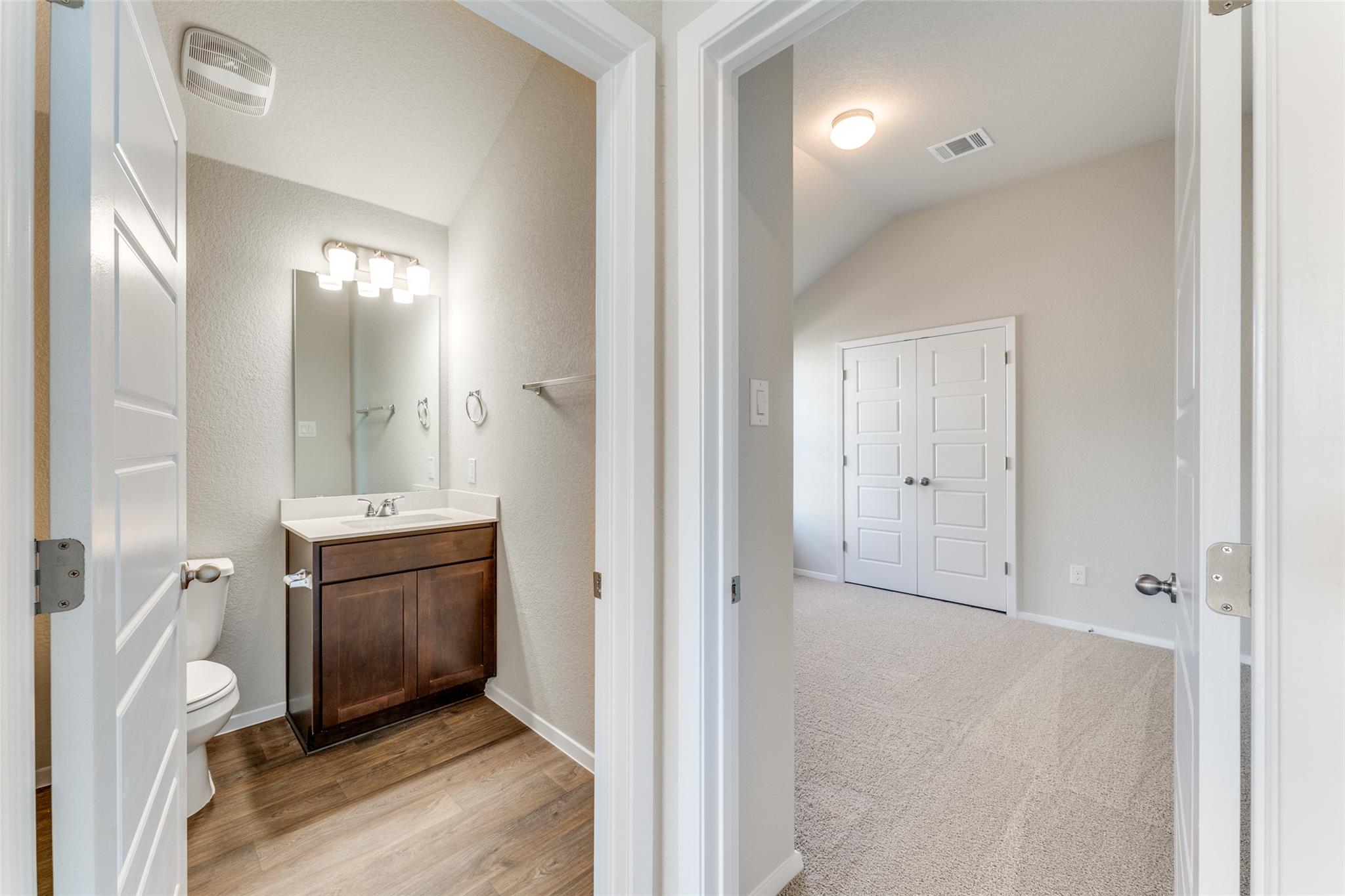 147 Shugart St, San Marcos, TX 78666