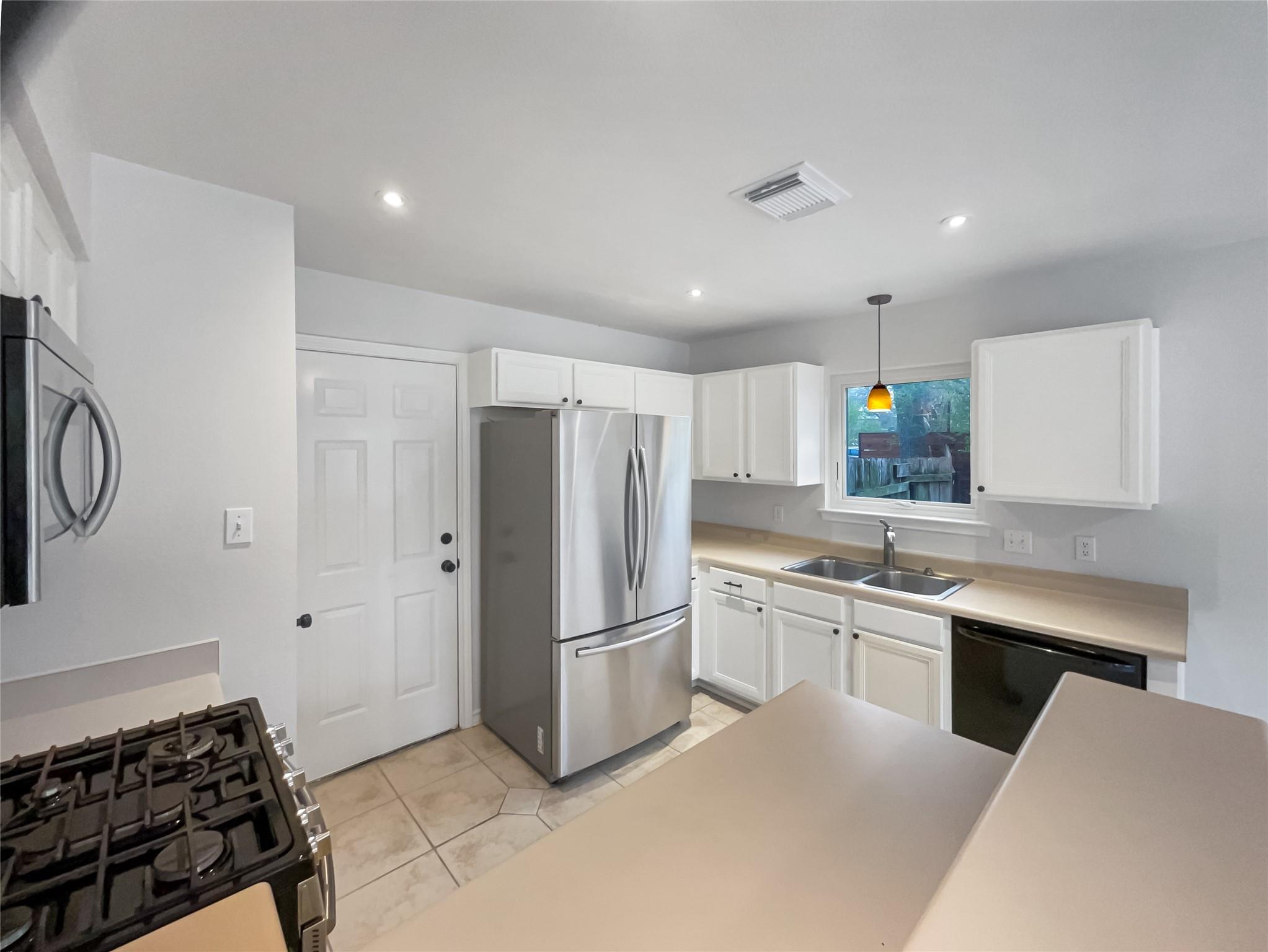 804 Dewberry Dr, Cedar Park, TX 78613