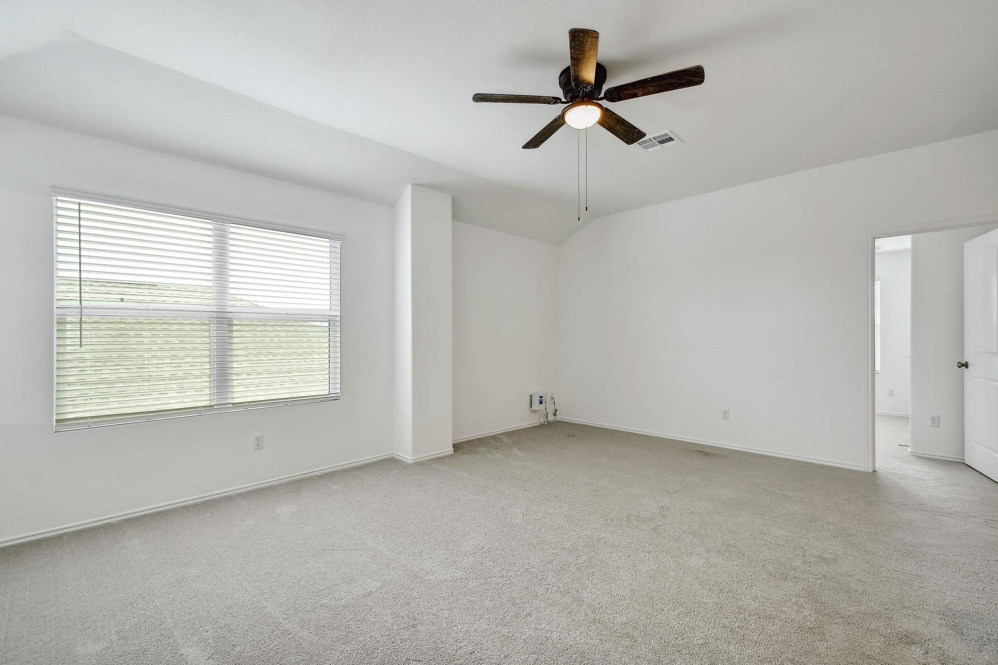 118 Esparza Dr, Bastrop, TX 78602