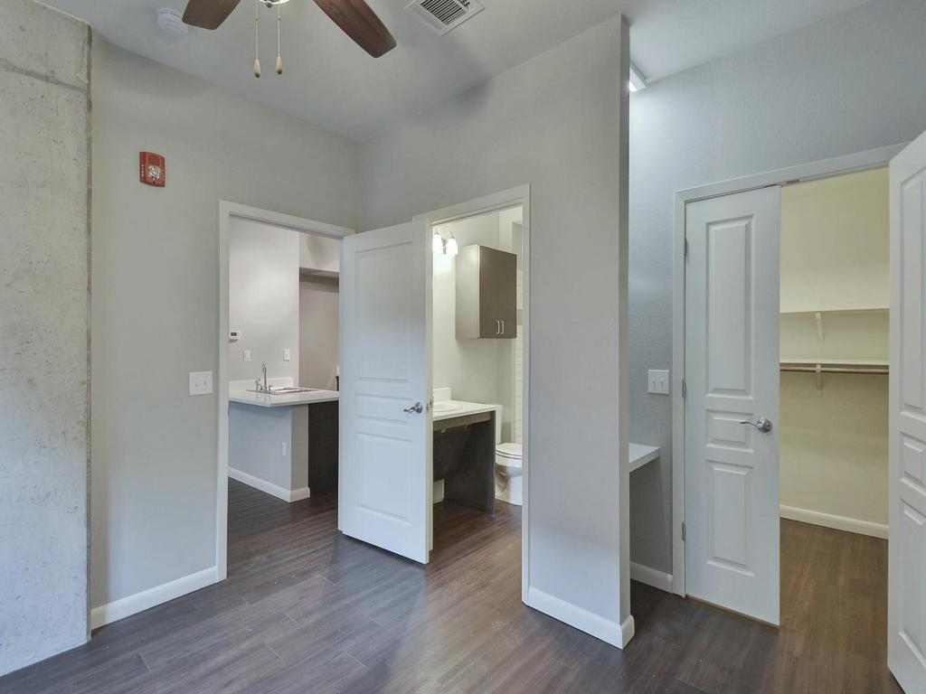 2822 Rio Grande St # 202, Austin, TX 78705