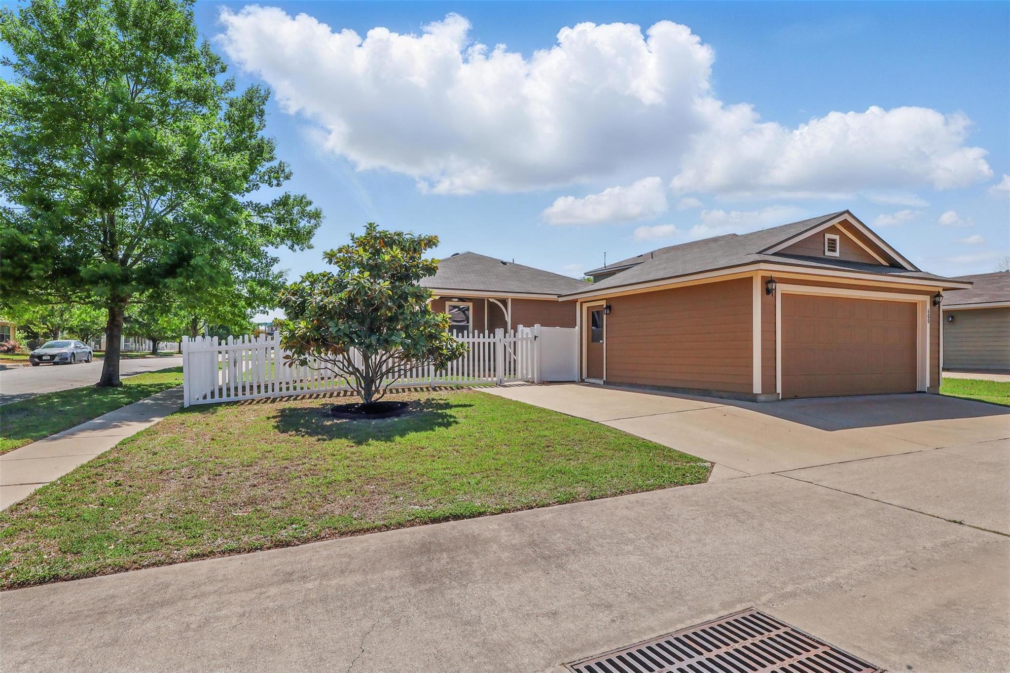 600 Gabriel Mills Dr, Round Rock, TX 78664