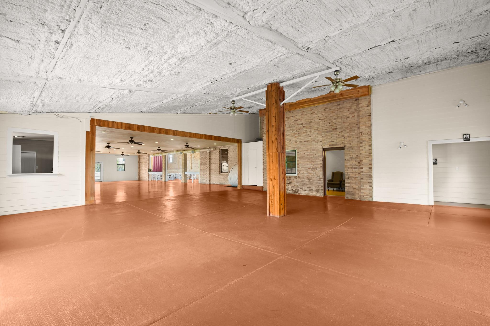 412 Depot St, Elgin, TX 78621