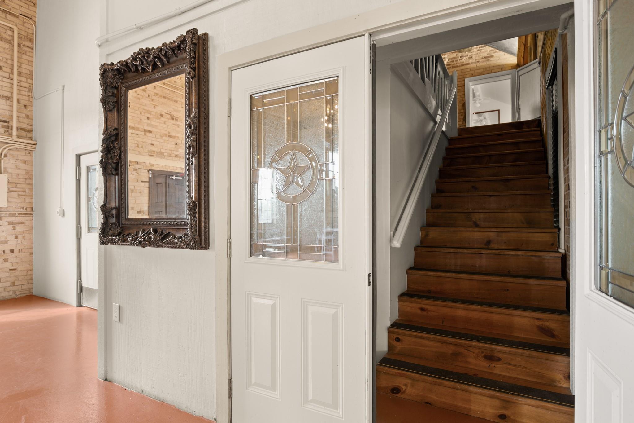 412 Depot St, Elgin, TX 78621