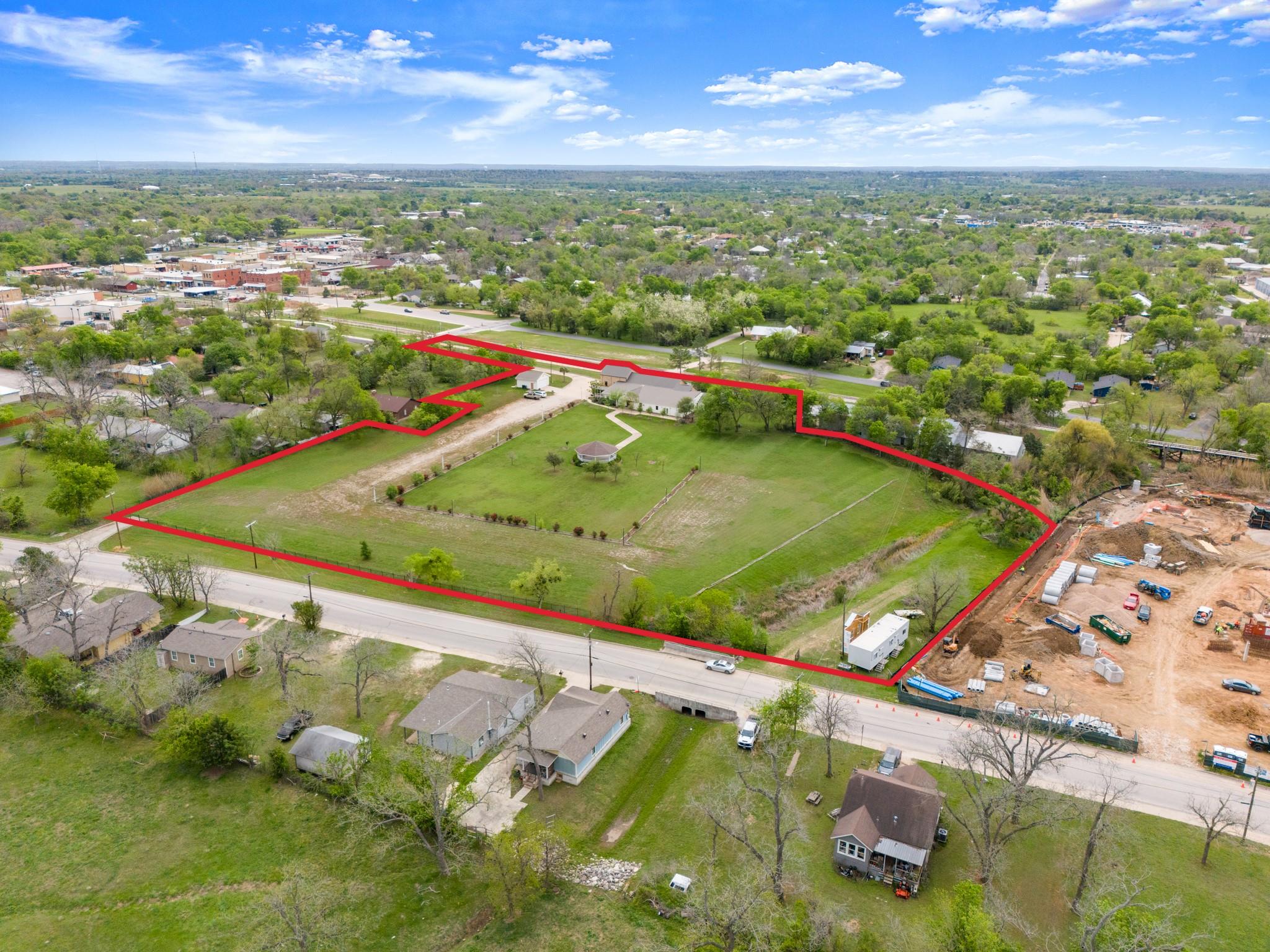 412 Depot St, Elgin, TX 78621