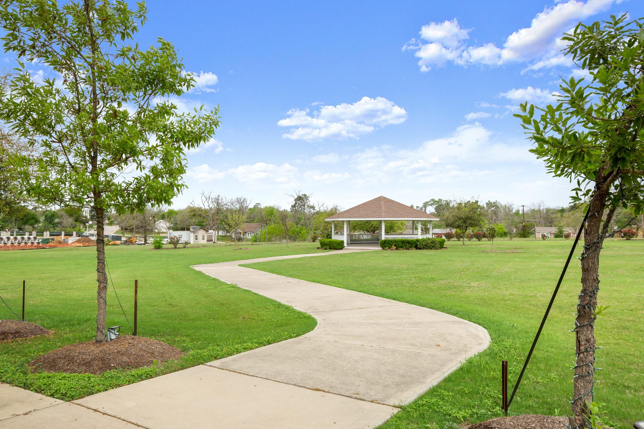 412 Depot St, Elgin, TX 78621