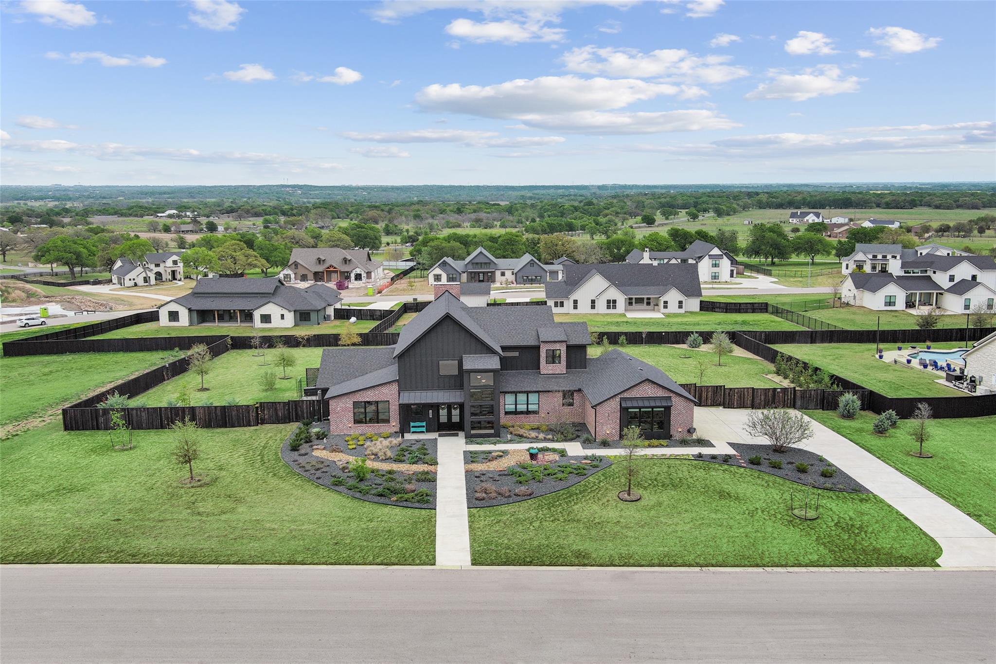 209 Glenview Cir, Belton, TX 76513