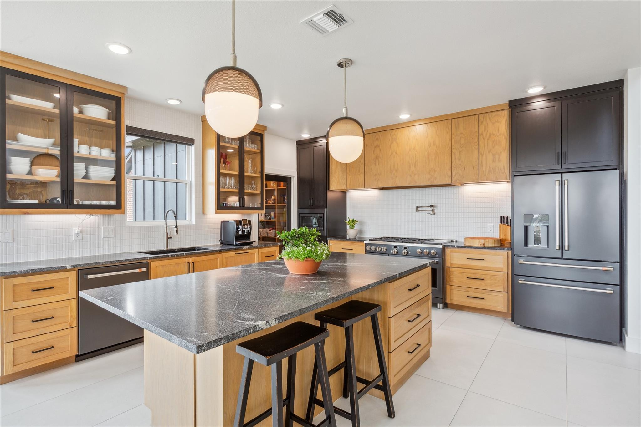 209 Glenview Cir, Belton, TX 76513