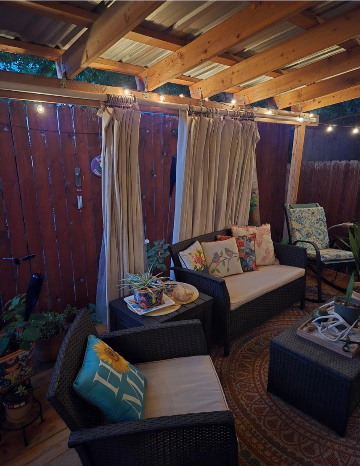 402 Village Ln, Buda, TX 78610