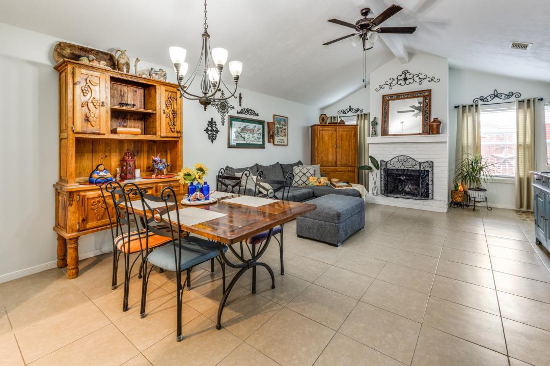 402 Village Ln, Buda, TX 78610