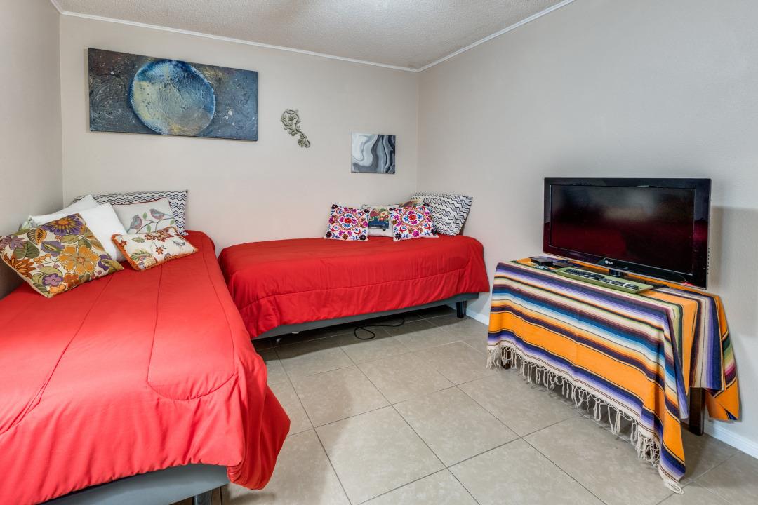 402 Village Ln, Buda, TX 78610