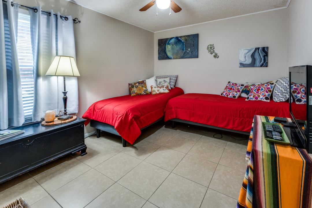 402 Village Ln, Buda, TX 78610