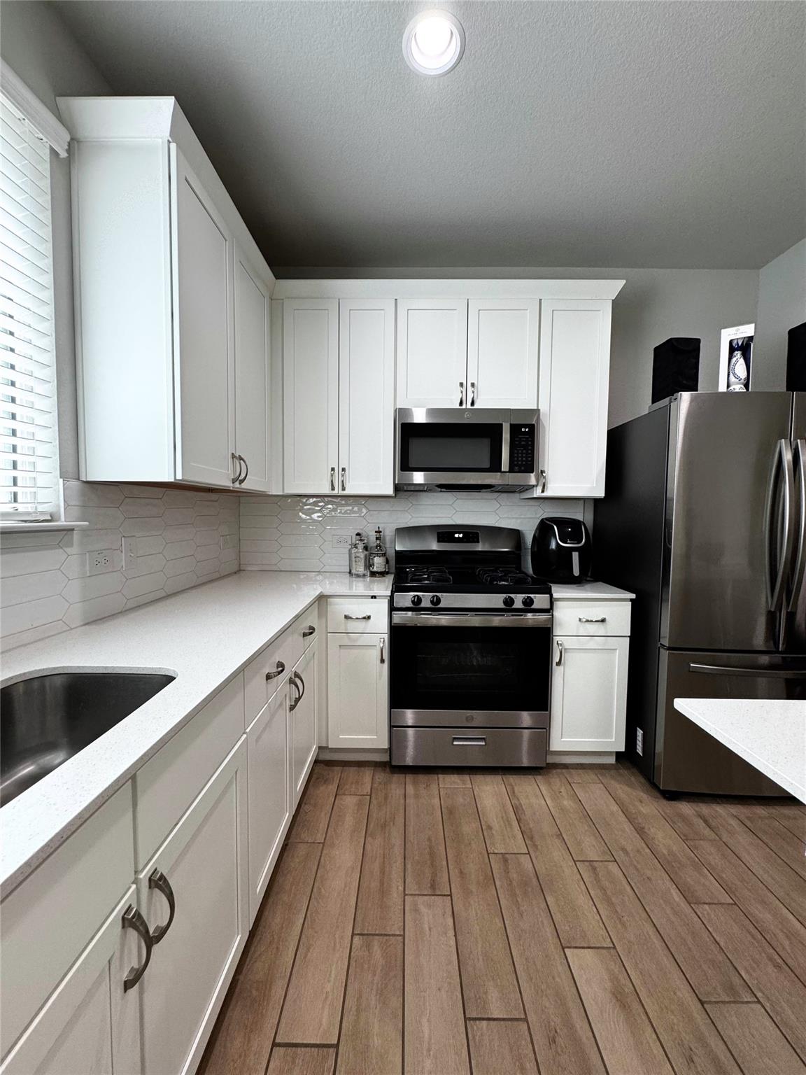 131 Harvest Ridge Blvd, Elgin, TX 78621
