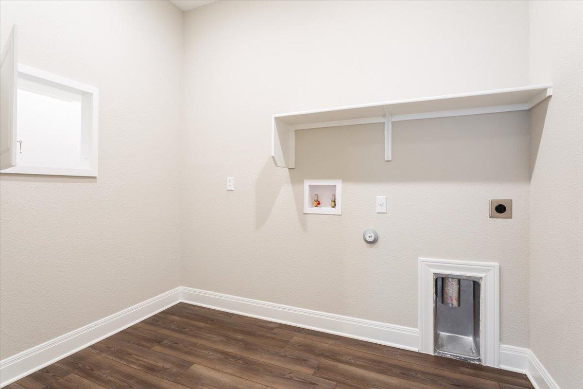 1104 Hanging Star Ln, Georgetown, TX 78633
