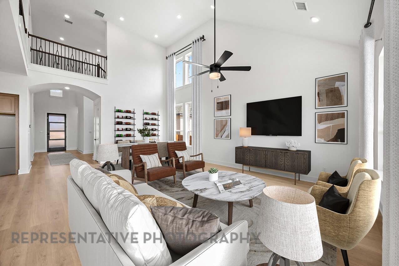 112 Lookout Point Dr, Liberty Hill, TX 78642