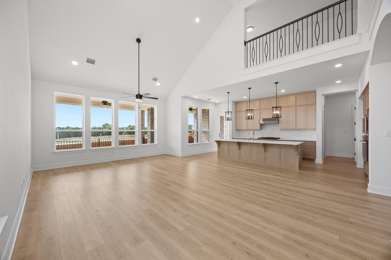 112 Lookout Point Dr, Liberty Hill, TX 78642