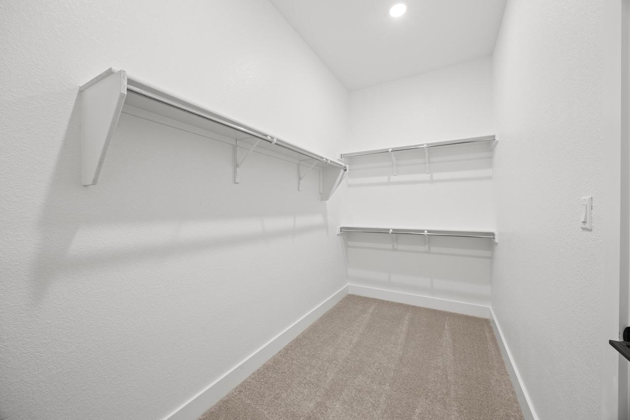 112 Lookout Point Dr, Liberty Hill, TX 78642