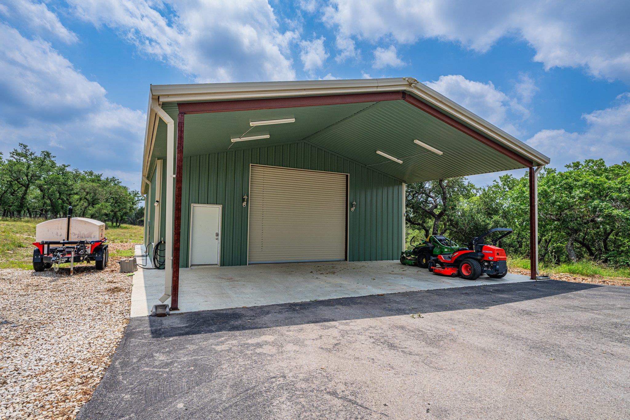 5228 FM 3240, Bandera, TX 78003