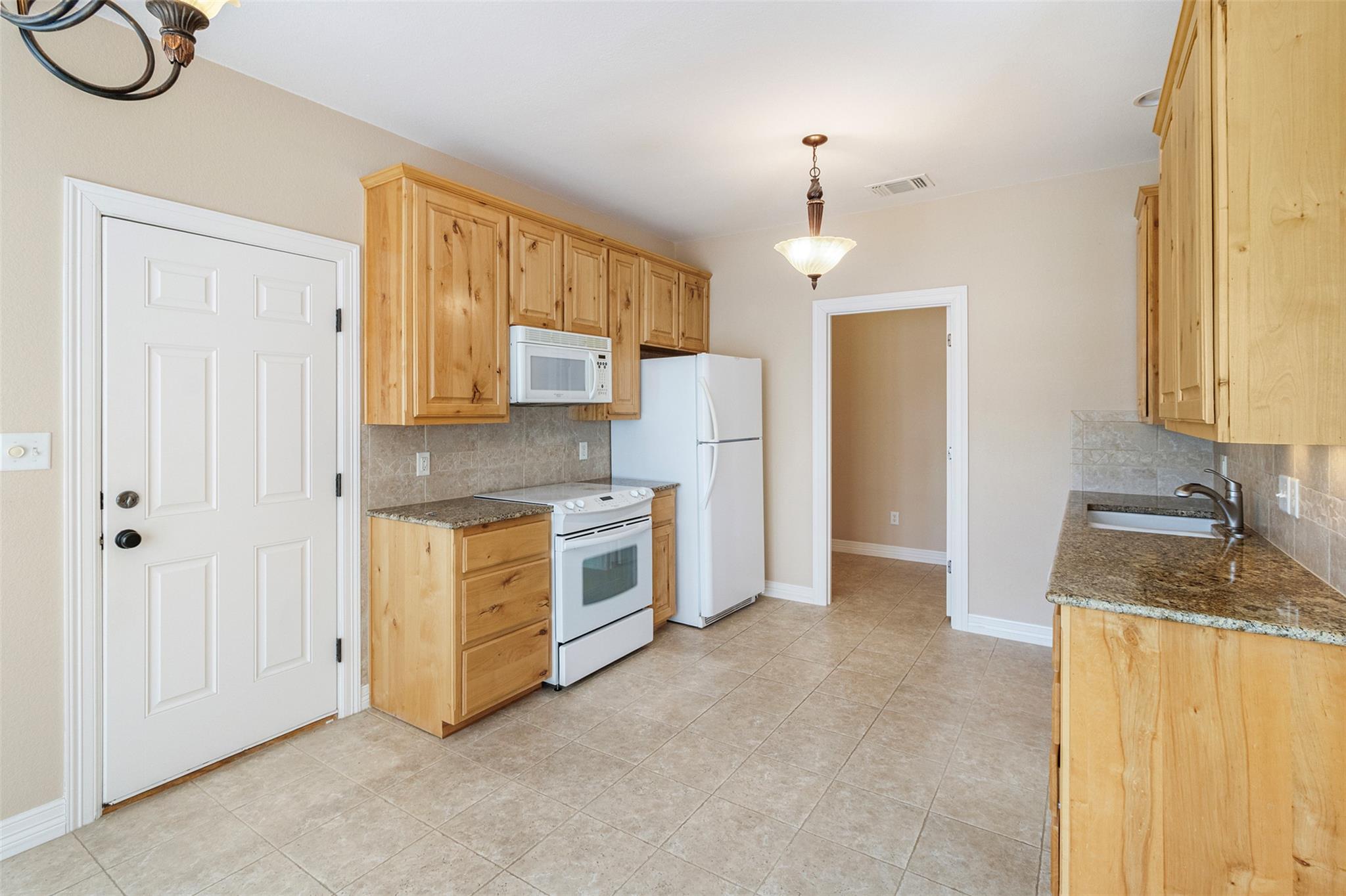 1505 Claremont Pkwy # A & B, Marble Falls, TX 78654