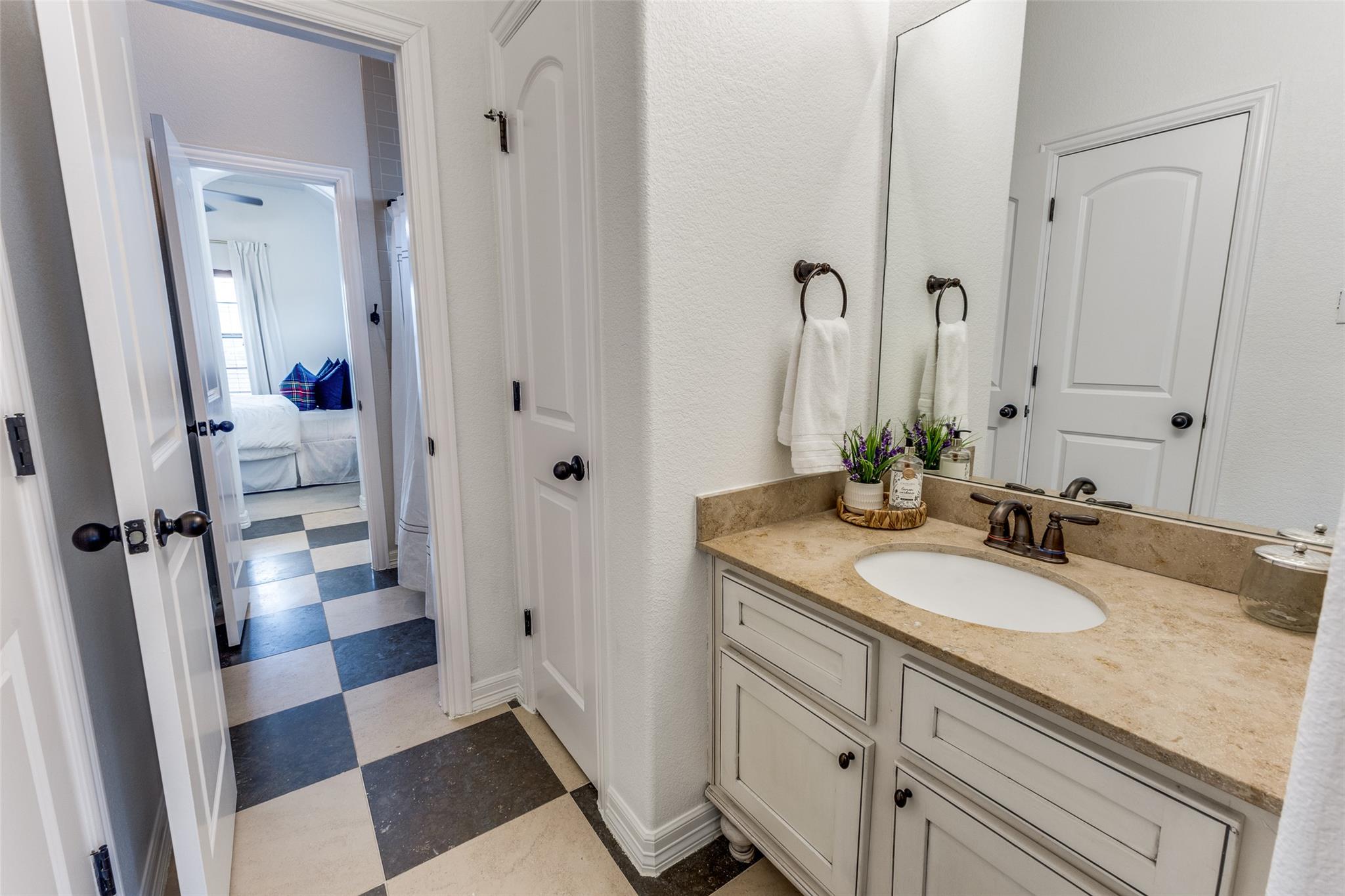 5708 Tonkowa Draw Rd, Austin, TX 78738