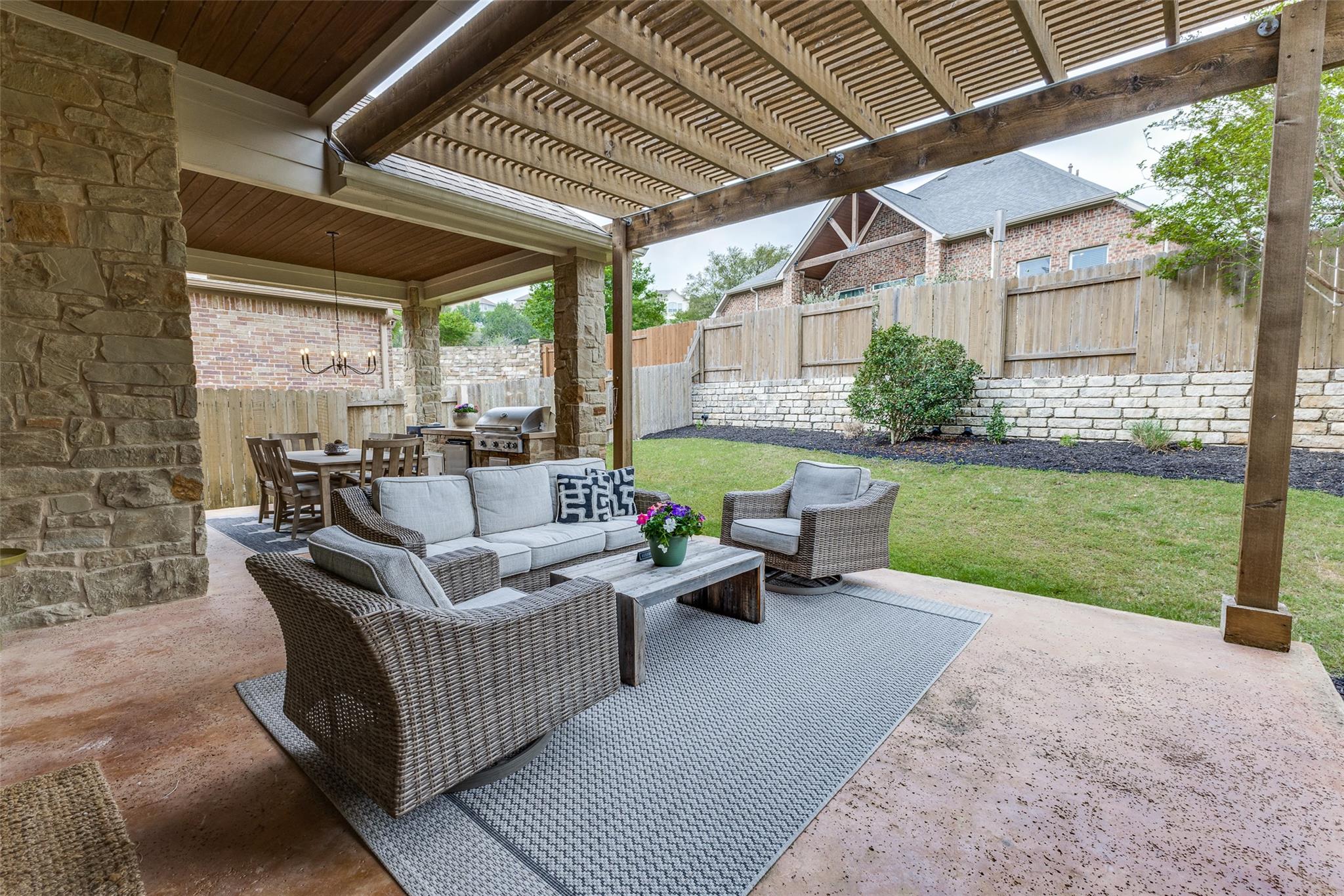 5708 Tonkowa Draw Rd, Austin, TX 78738