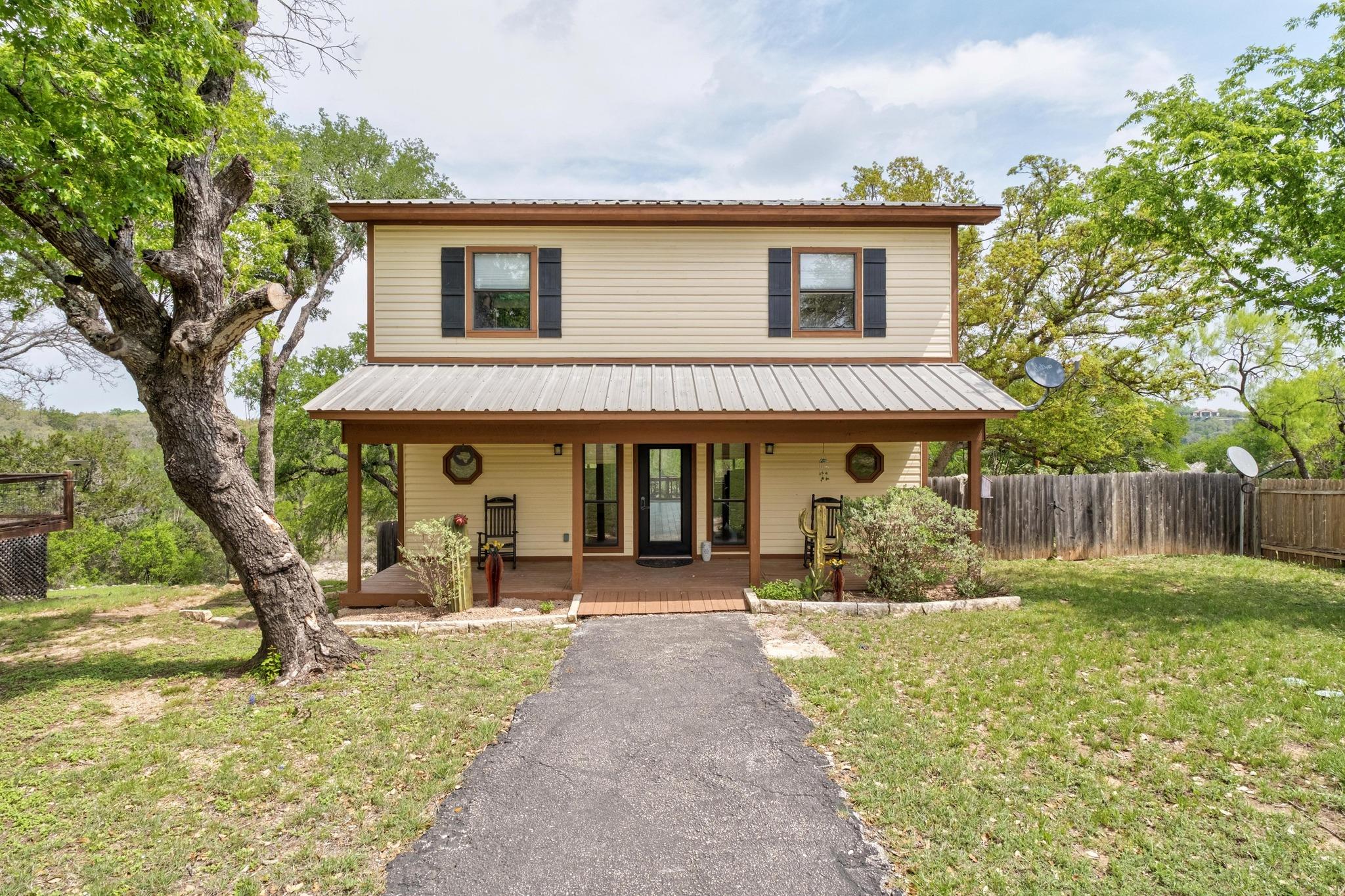 25420 Cove Dr, Spicewood, TX 78669