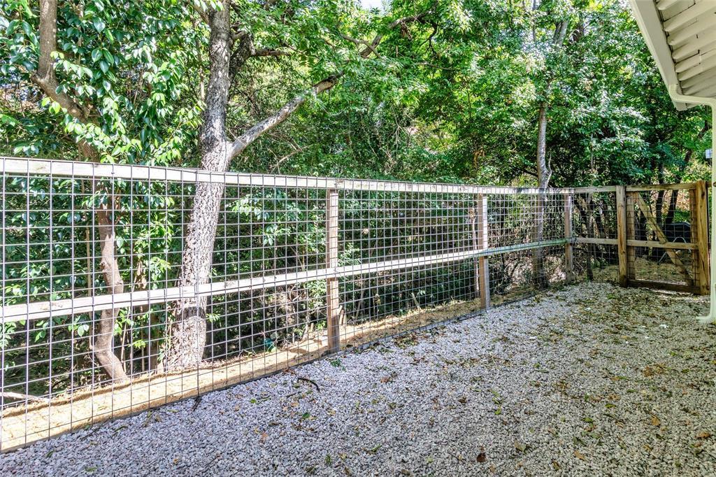 1800 Winsted Ln # B, Austin, TX 78703