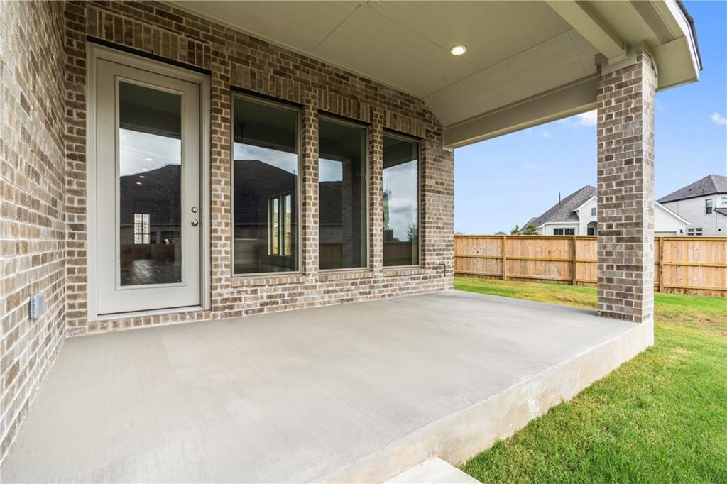 113 Sweetgum Cv, Bastrop, TX 78602