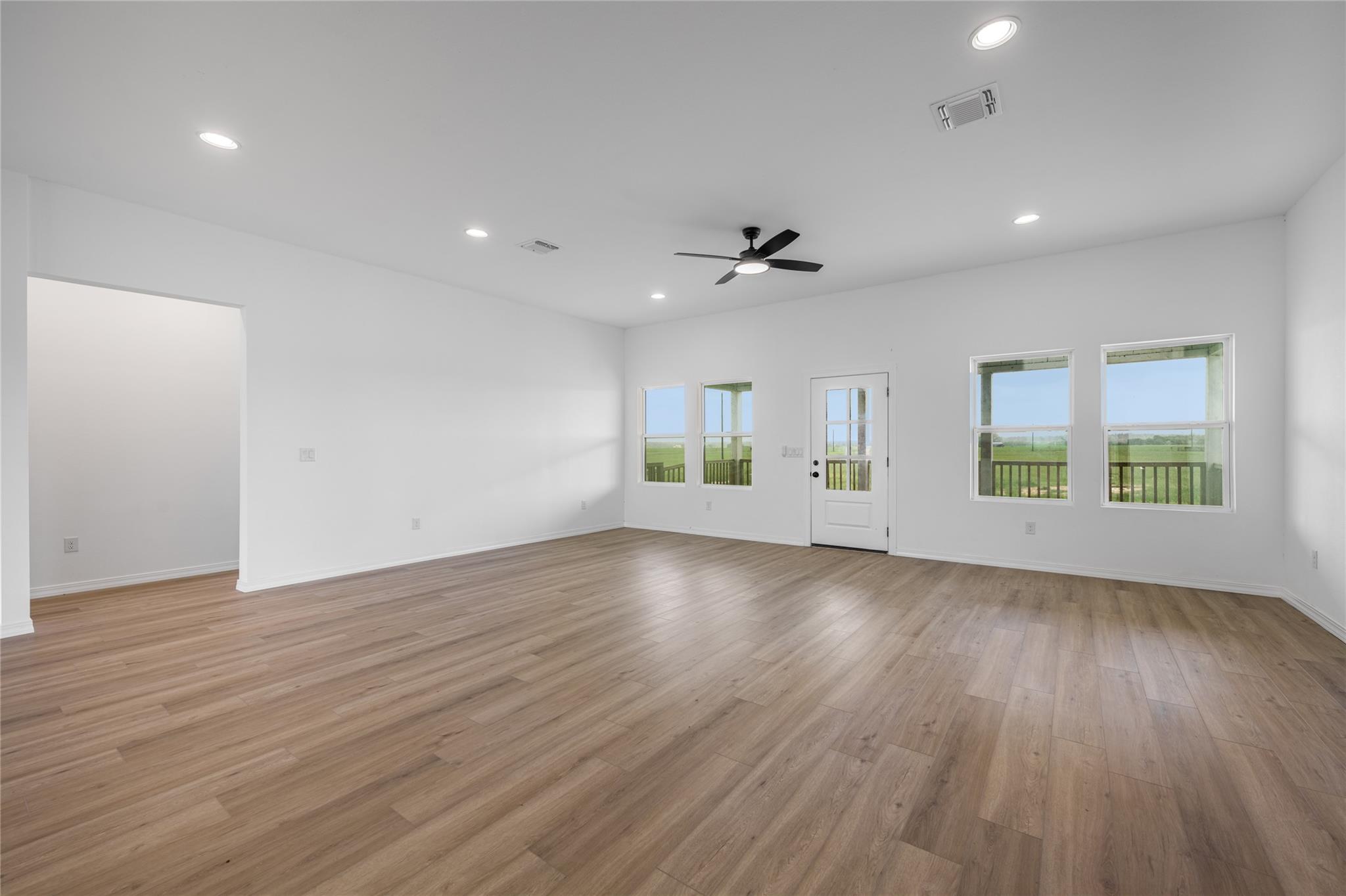 2964 Rabbs Prairie Rd, La Grange, TX 78945