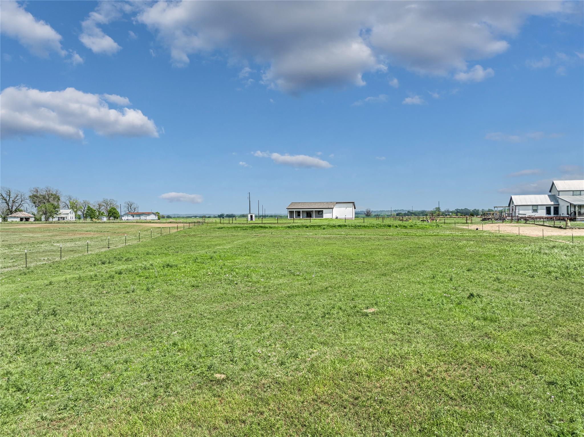 2964 Rabbs Prairie Rd, La Grange, TX 78945