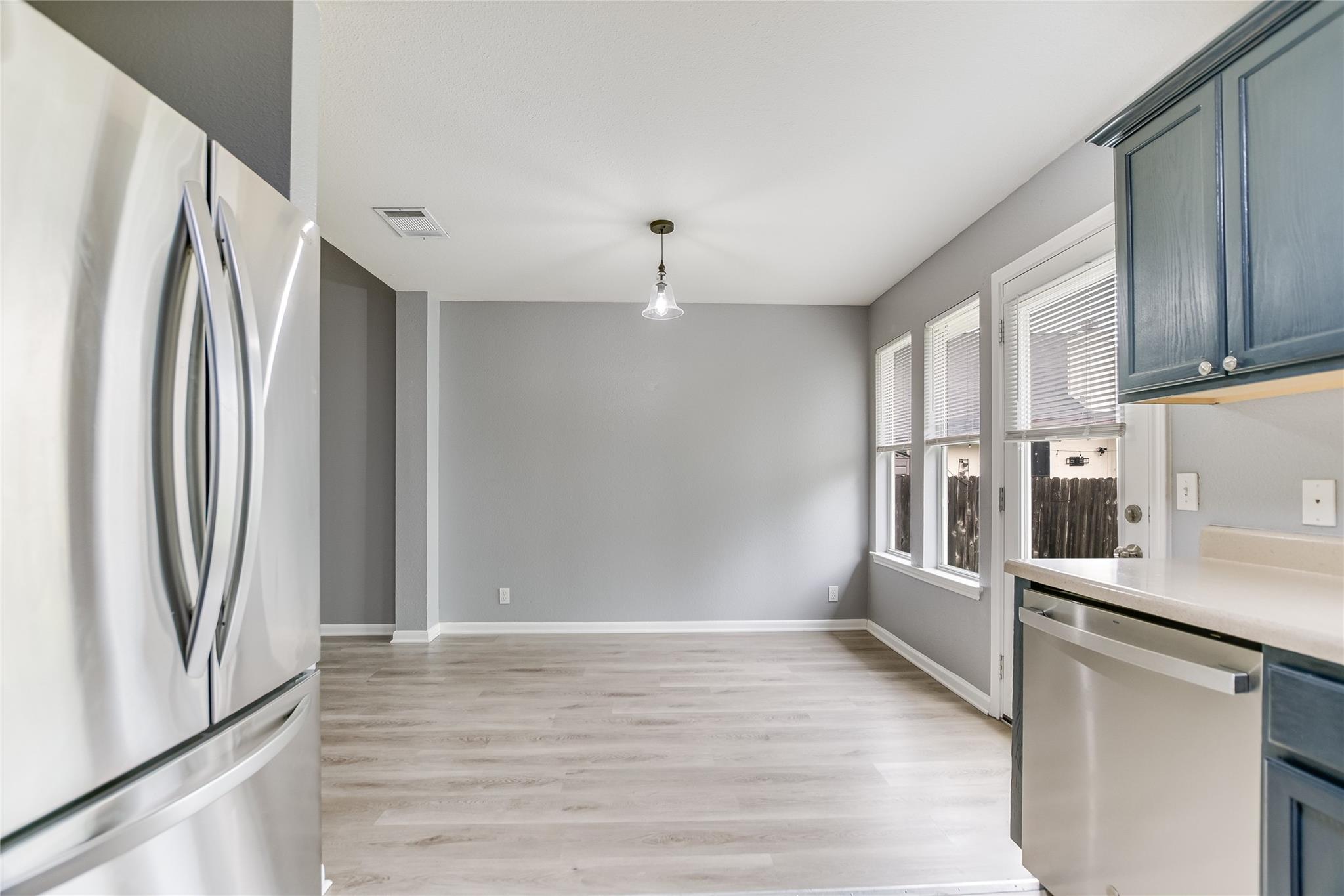 118 Dogwood Dr, Georgetown, TX 78626