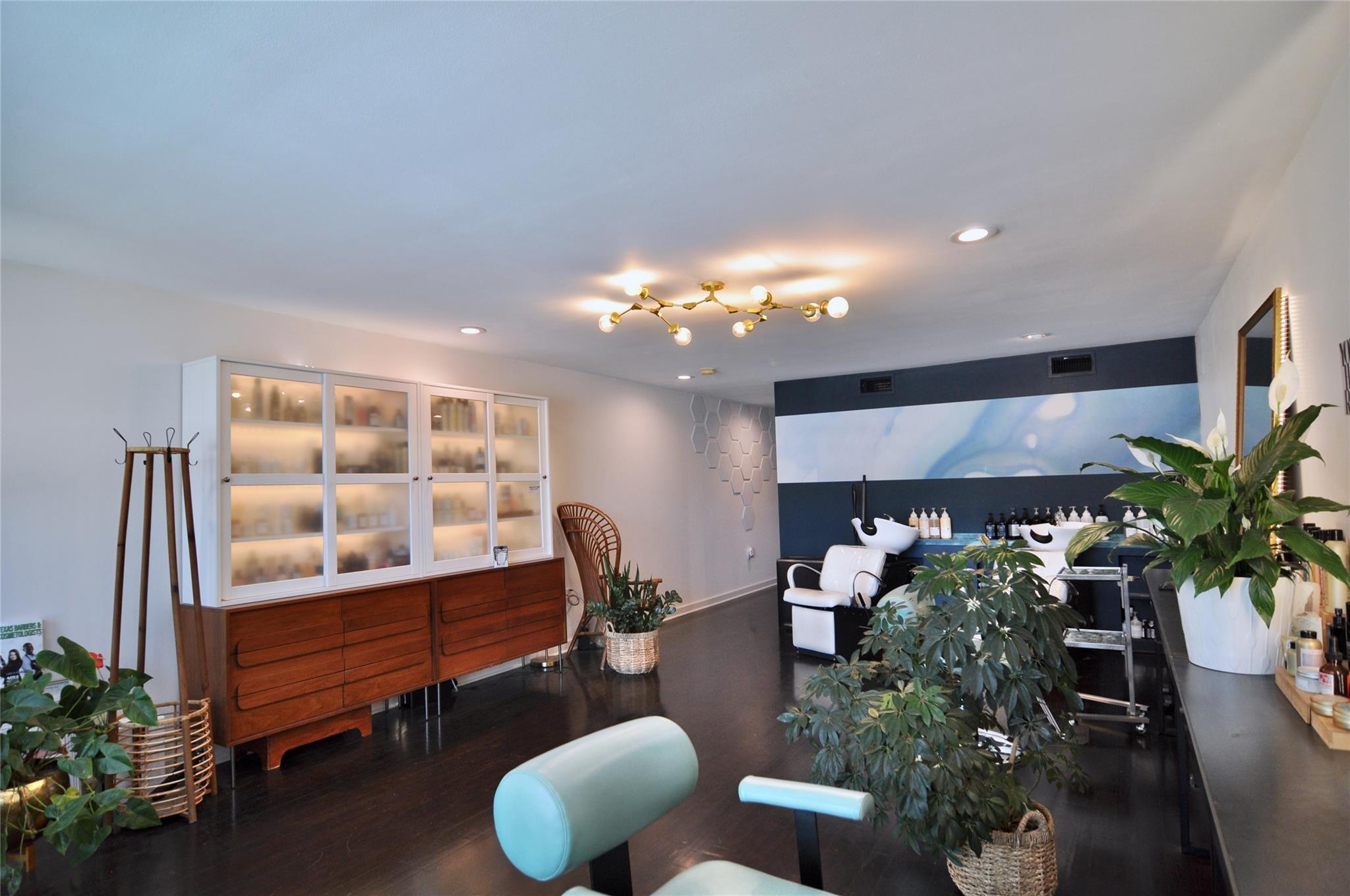 904 West Ave # 105, Austin, TX 78701